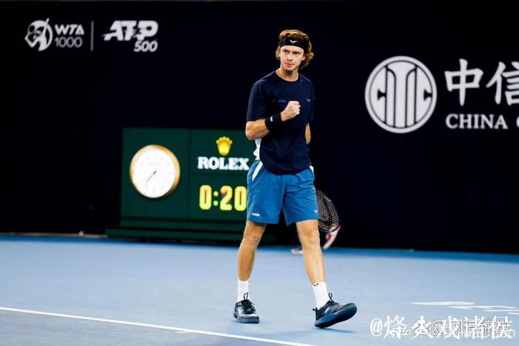 中网男单正赛第5日TOP3种子进4强 卢布列夫出局